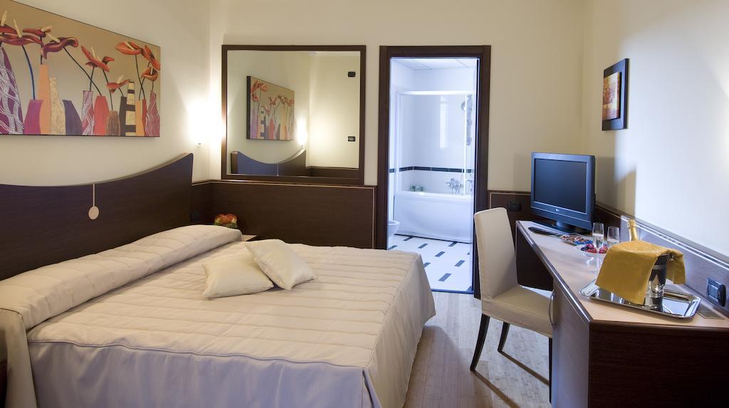 As Hotel Cambiago Phòng bức ảnh