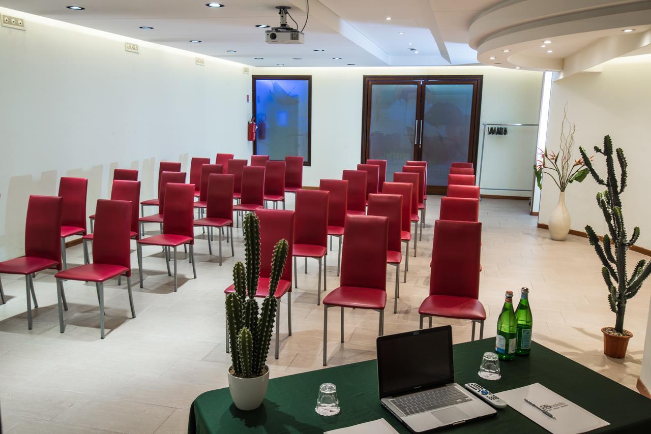 As Hotel Cambiago Ngoại thất bức ảnh